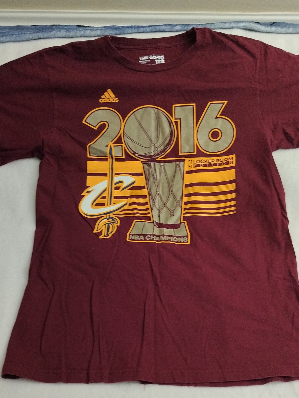 Adidas Cleveland Cavaliers 2016 Champions Locker Room Shirt Men's Medium